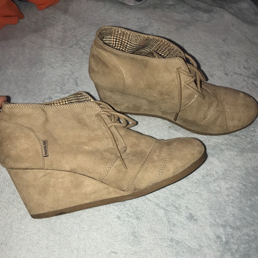 Route 66 wedge heels